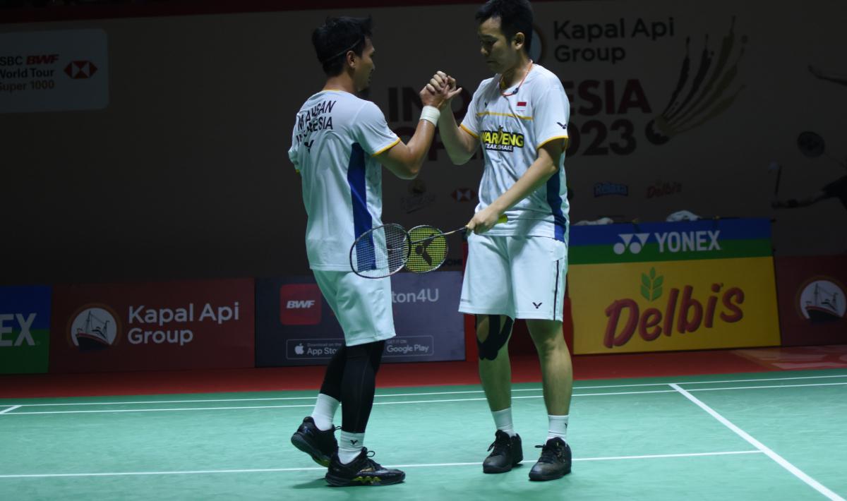 Mohammad Ahsan/Hendra Setiawan jadi tulang punggung Indonesia di turnamen bulutangkis Canada Open 2023, sang istri langsung berkomentar panas.