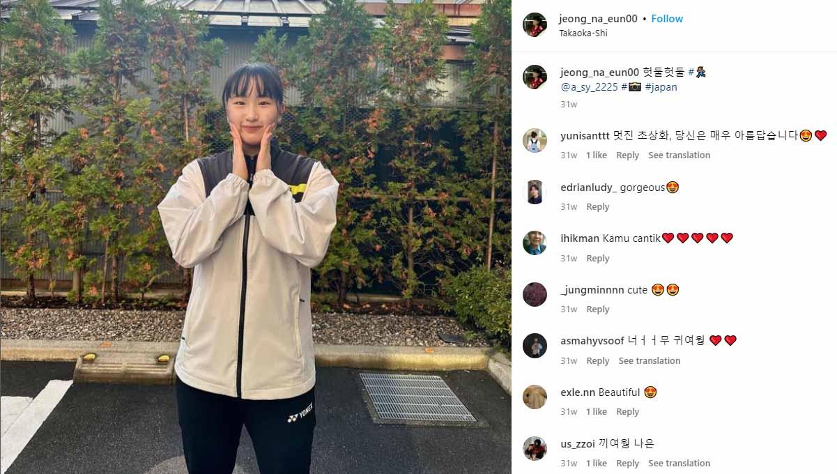 Pebulutangkis Korea Selatan, Jeong Na-eun, disinyalir tetap hadir di Japan Open 2023 meski tidak ikut bertanding setelah dua partnernya cedera. (Foto: Instagram@jeong_na_eun00) - INDOSPORT