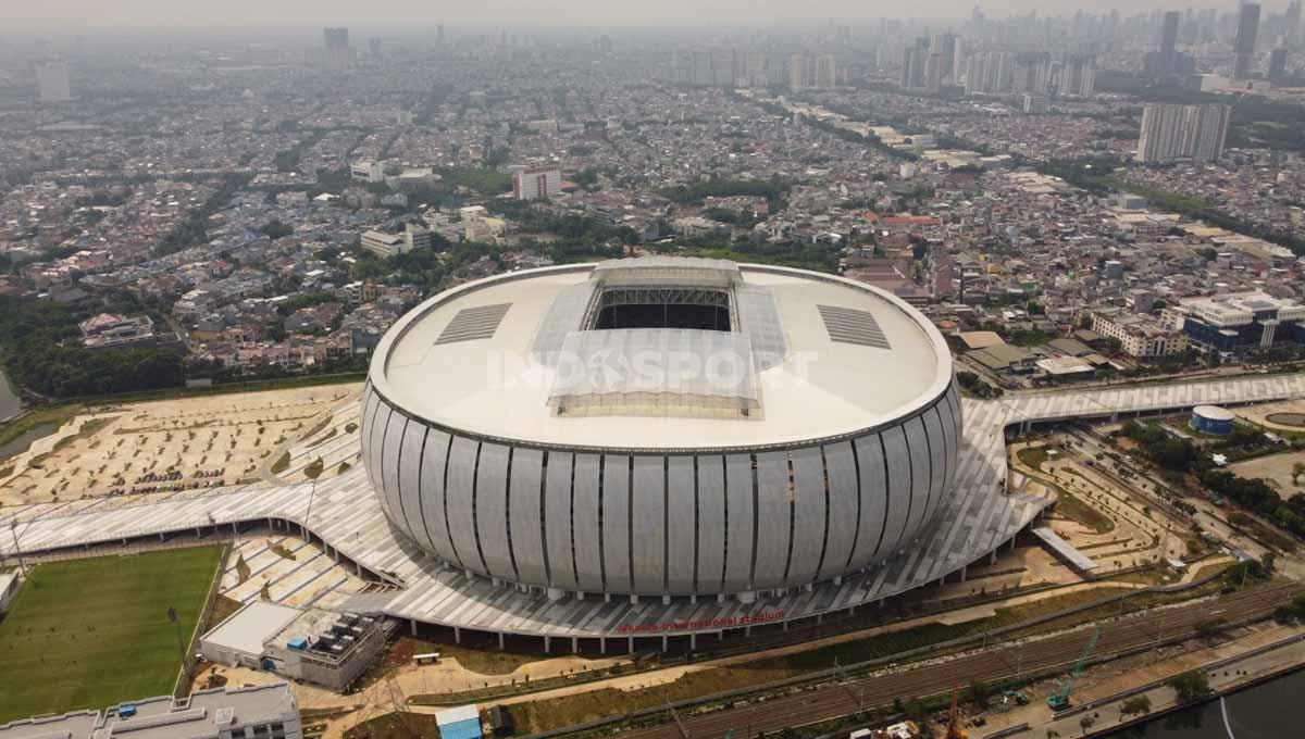 Jakarta International Stadium (JIS). (Foto: Isman Fadil/INDOSPORT) - INDOSPORT