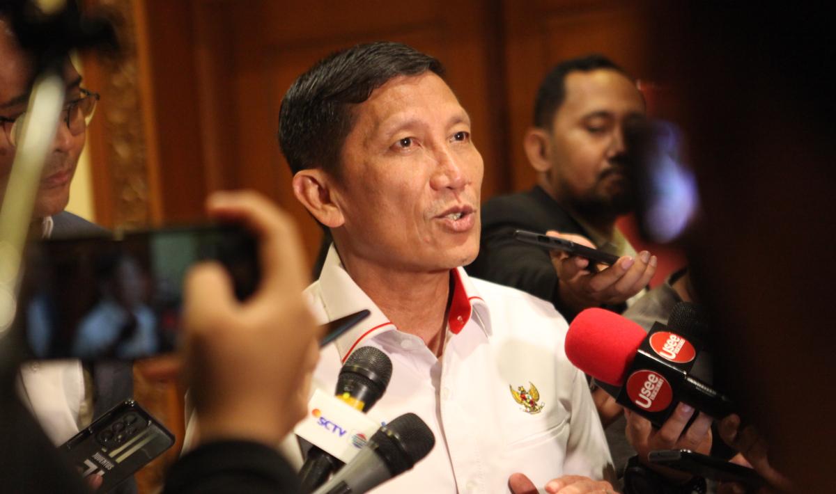 Direktur Utama PT LIB, Ferry Paulus di acara Owner Meeting Klub Liga 2 di Hotel Sultan, Selasa (27/06/23).