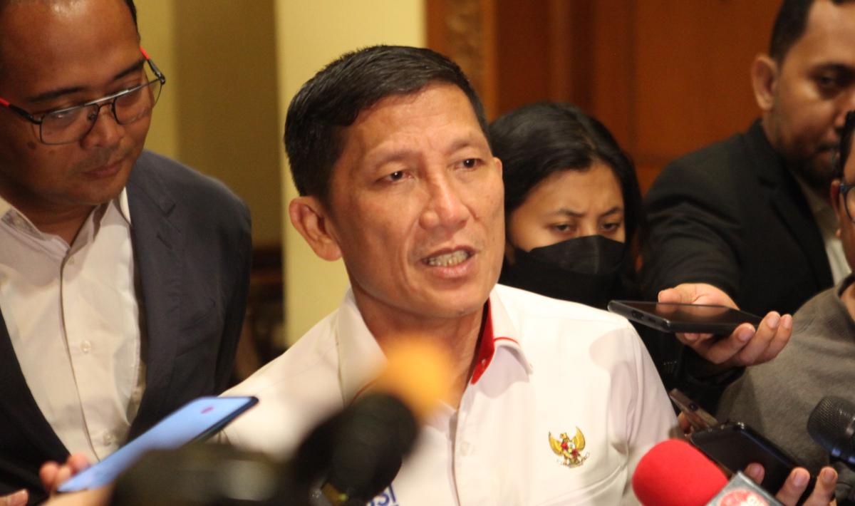 Direktur Utama PT LIB, Ferry Paulus di acara Owner Meeting Klub Liga 2 di Hotel Sultan, Selasa (27/06/23).