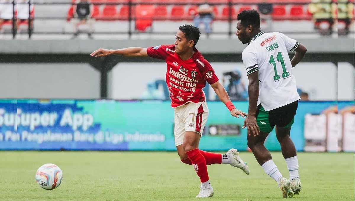Ricky Cawor (nomor 11) di BRI Liga 1 antara Bali United melawan PSS Sleman di Stadion Kapten I Wayan Dipta Gianyar. (Foto: Instagram@baliunitedfc)