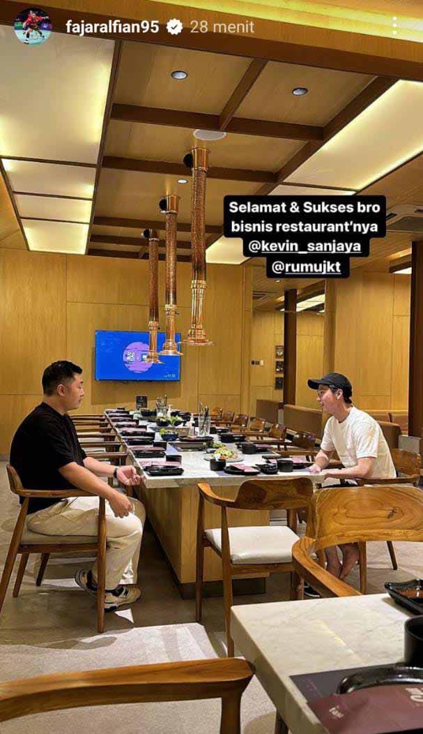 Dibongkar Fajar Alfian, Kevin Sanjaya kepergok buka bisnis baru. (Foto: Instastory@fajaralfian95) Copyright: Instastory@fajaralfian95