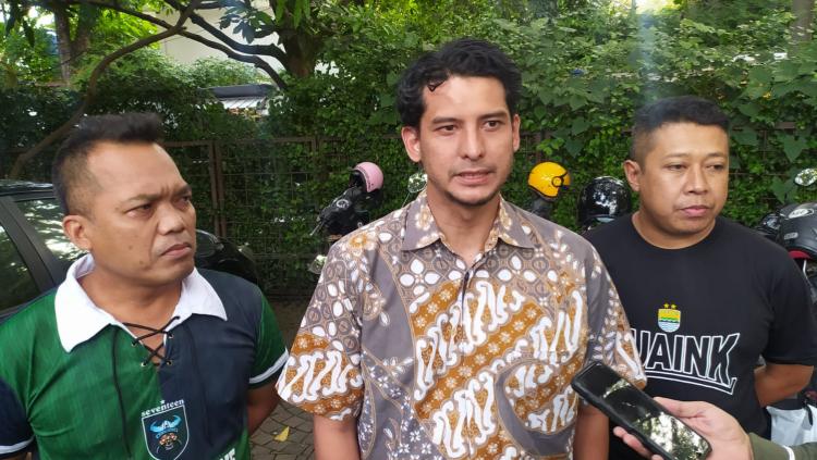 Ketua Viking Persib Club, Tobias Ginanjar saat ditemui di Bandung, Senin (10/07/23). - INDOSPORT