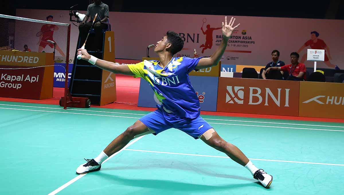 Pebulu tangkis tinggal putra Indonesia, Alwi Farhan, sejauh ini mencatatkan hasil manis di Kejuaraan Asia Junior alias Badminton Asia Junior Championships 2023. Foto: PBSI.