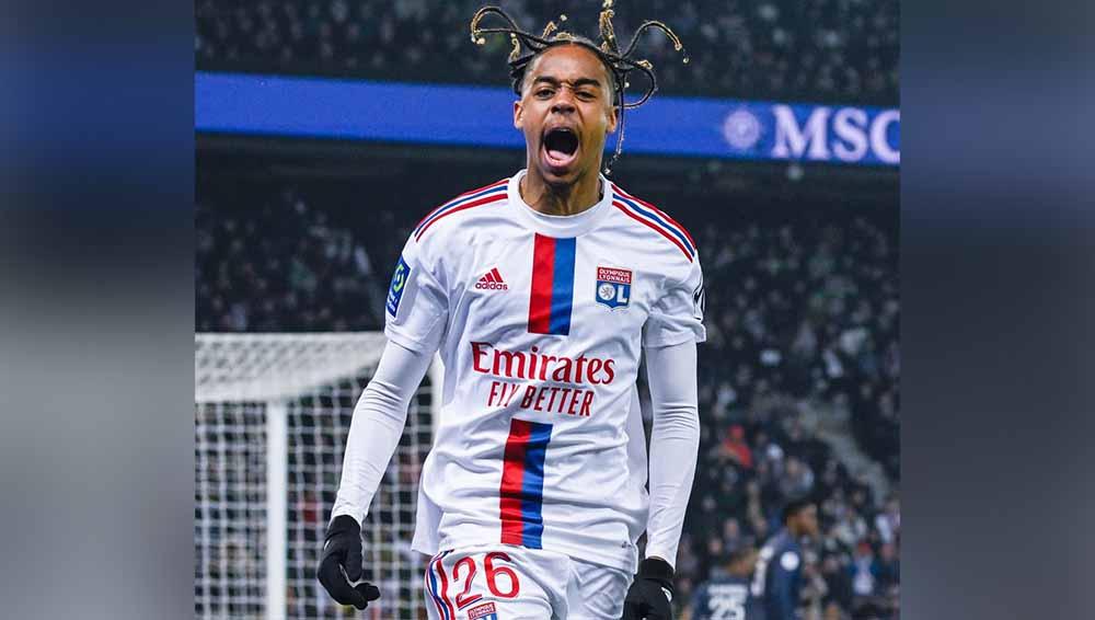 AC Milan diklaim menambahkan nama Bradley Barcola dalam daftar pemain yang diincar untuk bursa transfer musim panas 2023 ini. (Foto: Instagram@ol)