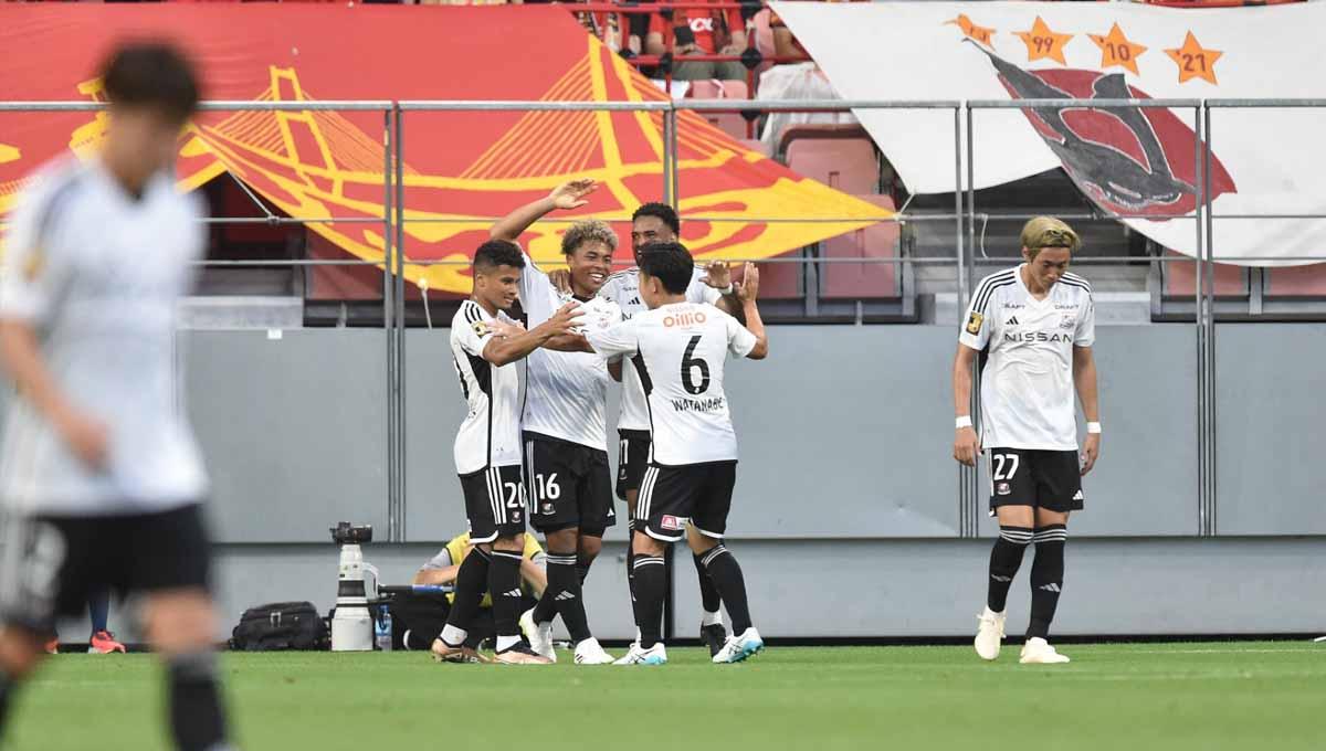 Musim lalu, Yokohama F. Marinos dan Kawasaki Frontale bersaing ketat untuk menjadi juara Liga Jepang J1 League 2023 hingga pekan terakhir.