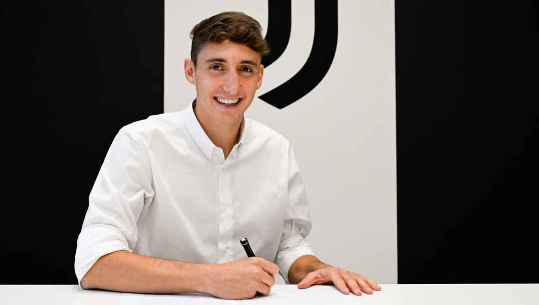 Andrea Cambiaso, pemain baru Juventus. (Foto: juventus)
