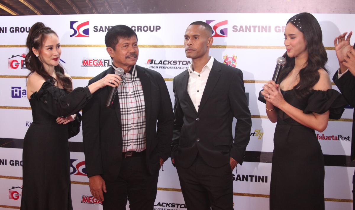 Perhelatan Santini Jebreeet Media Award 2023 telah usai terlaksana. Sebanyak 15 kategori untuk insan-insan sepak bola Indonesia telah menelurkan para pemenangnya.