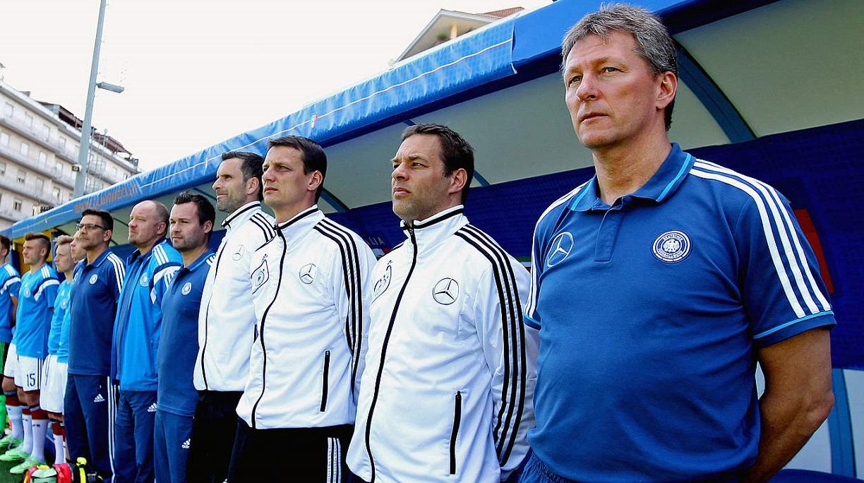 Frank Wormuth (paling kanan), konsultan pelatih timnas Indonesia U-17 asal Jerman.