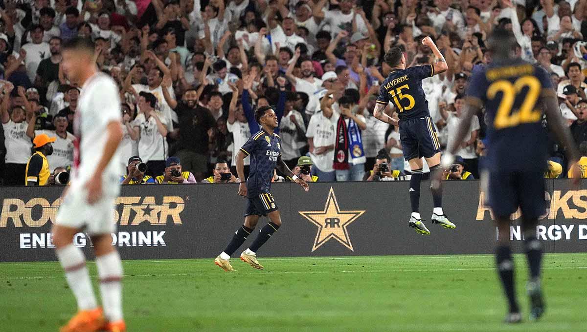 Selebrasi gelandang Real Madrid, Federico Valverde usai mencetak gol ke gawang AC Milan pada babak kedua di Pasadena, California, AS, Senin (24/07/23). (Foto: REUTERS/Kirby Lee)