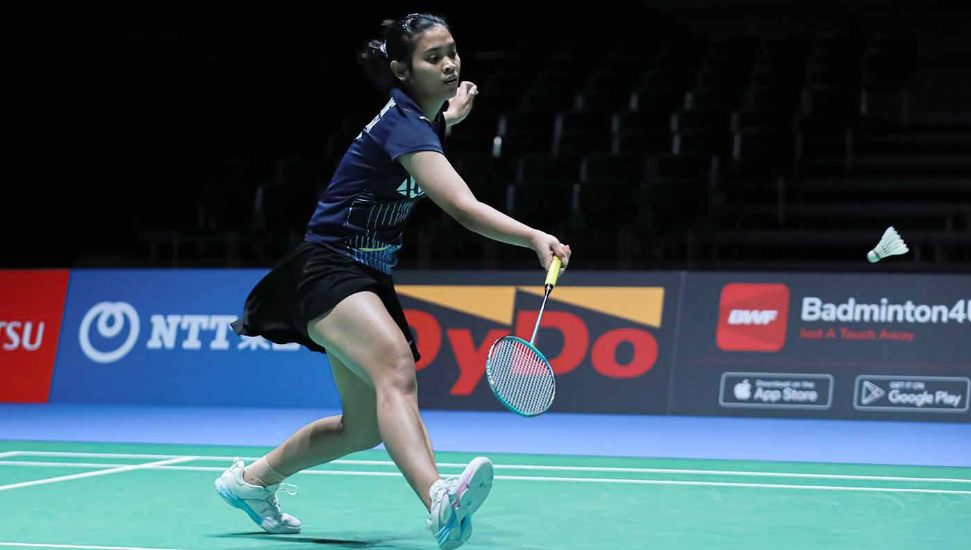 Selebrasi tertahan bintang bulutangkis Indonesia, Gregoria Mariska, di Hong Kong Open jadi sorotan usai kalahkan Carolina Marin.