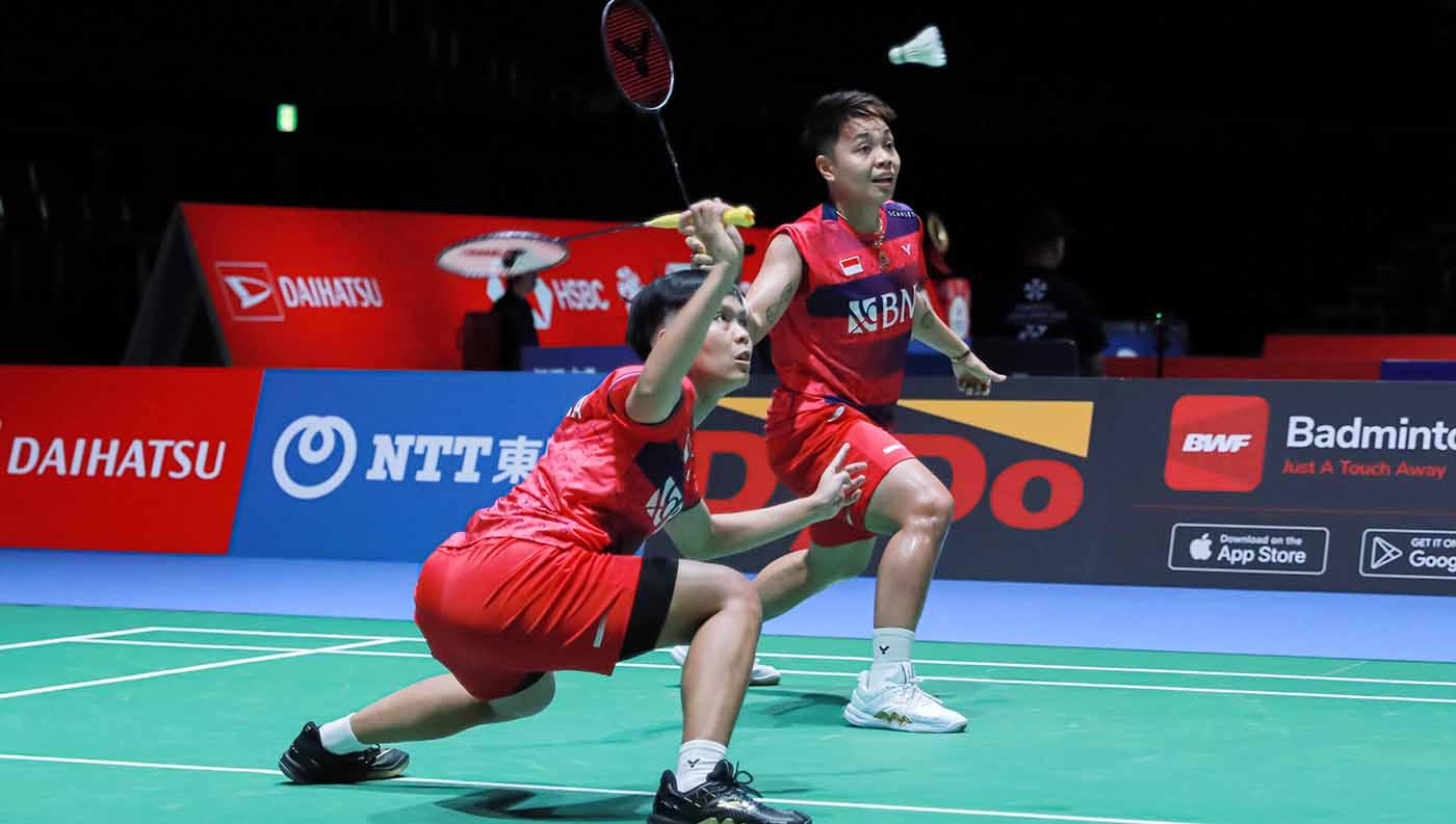 Apriyani Rahayu/Siti Fadia Silva Ramadhanti berhasil lolos ke babak semifinal usai mengalahkan Yuki Fukushima/Sayaka Hirota di Kejuaraan Dunia Bulutangkis 2023. (Foto: PBSI).