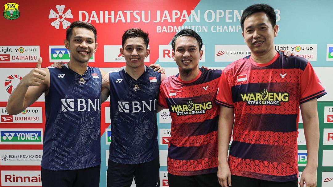 Pemain bulutangkis ganda putra, Fajar Alfian dan Mohammad Ahsan, mengucapkan salam perpisahan untuk Herry IP yang bikin mewek.