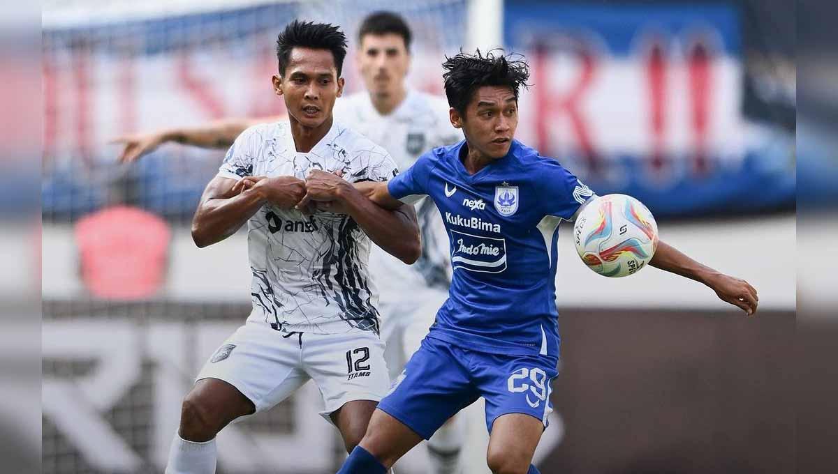 Pemain PSIS, Septian David Maulana saat melawan Borneo FC pada laga Liga 1 di Stadion Jatidiri (Semarang), Jumat (28/07/23). (Foto: Instagram@borneofc.id)