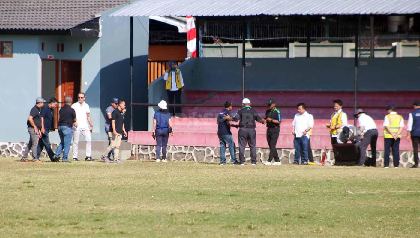 Sejarah baru dicatatkan Stadion Mini Blulukan. Venue yang berlokasi di Kecamatan Colomadu, Kabupaten Karanganyar ini ditinjau FIFA untuk opsi lapangan latihan pada Piala Dunia U-17 20223. - INDOSPORT