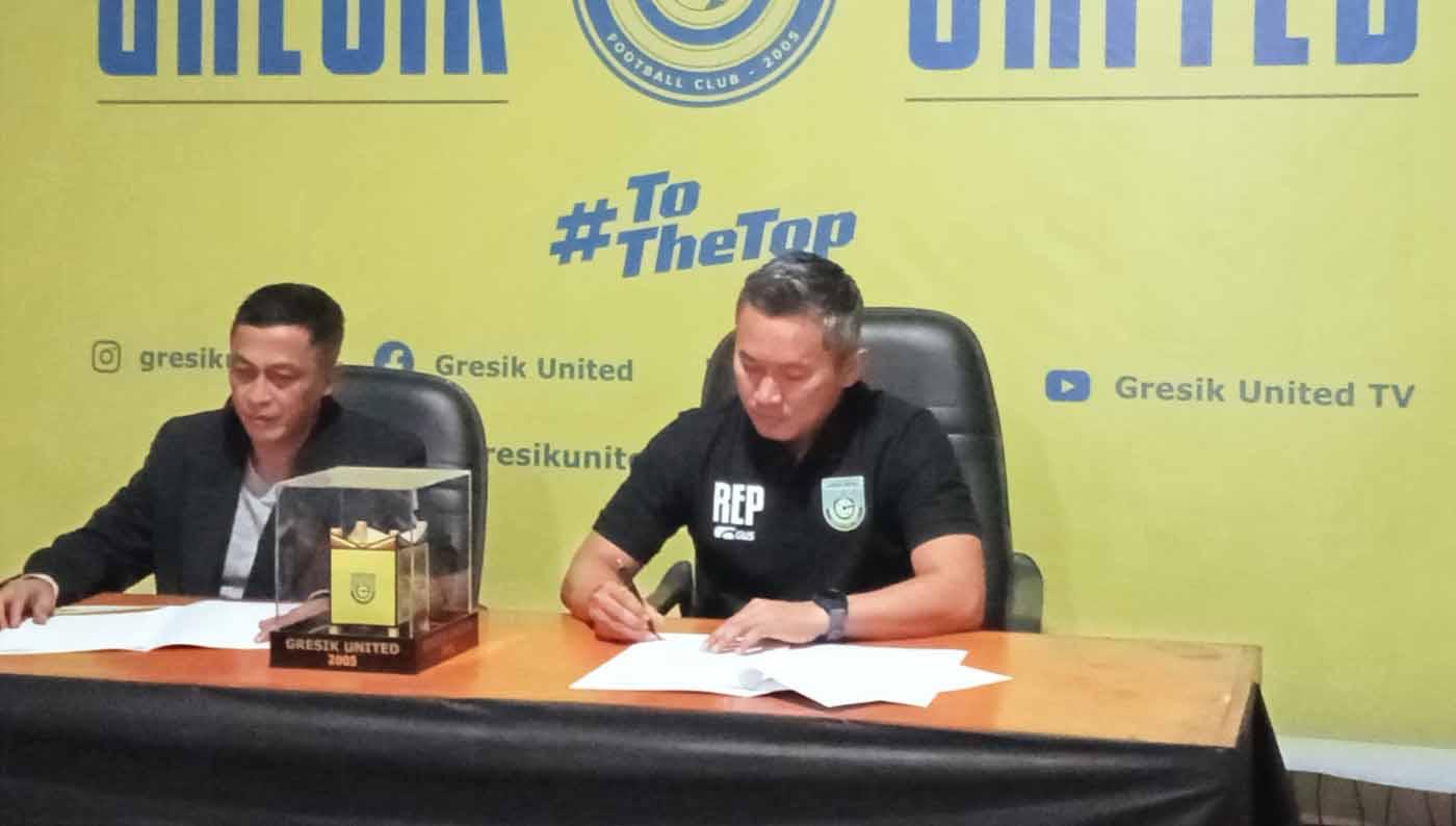 Rudy Eka Priyambada resmi menjadi pelatih Gresik United di kompetisi Liga 2. (Foto: MO Gresik United) - INDOSPORT