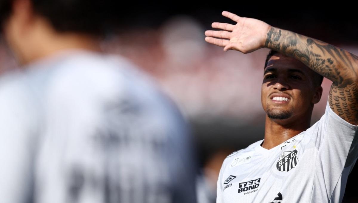 Rumor transfer Liga Spanyol (LaLiga) diwarnai dengan aksi Real Madrid yang ingin merekrut Marcos Leonardo dan Barcelona bicara peluang mencari pengganti Gavi.