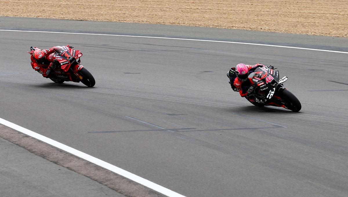 Jadwal MotoGP 2023 Catalunya di Sirkuit Barcelona-Catalunya pada hari ini, Minggu (03/09/23), Aleix Espargaro ancam Francesco Bagnaia? (Foto: REUTERS/Andrew Boyers)