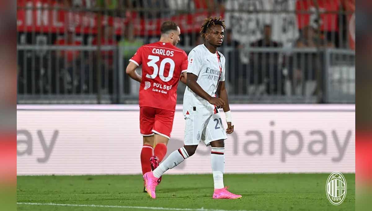 Pemain AC Milan, Samuel Chukwueze saat pertandingan melawan AC Monza pada laga Trofeo Silvio Berlusconi di Stadion Brianteo, U-Power, (Monza), Rabu (09/08/23). (Foto: acmilan)