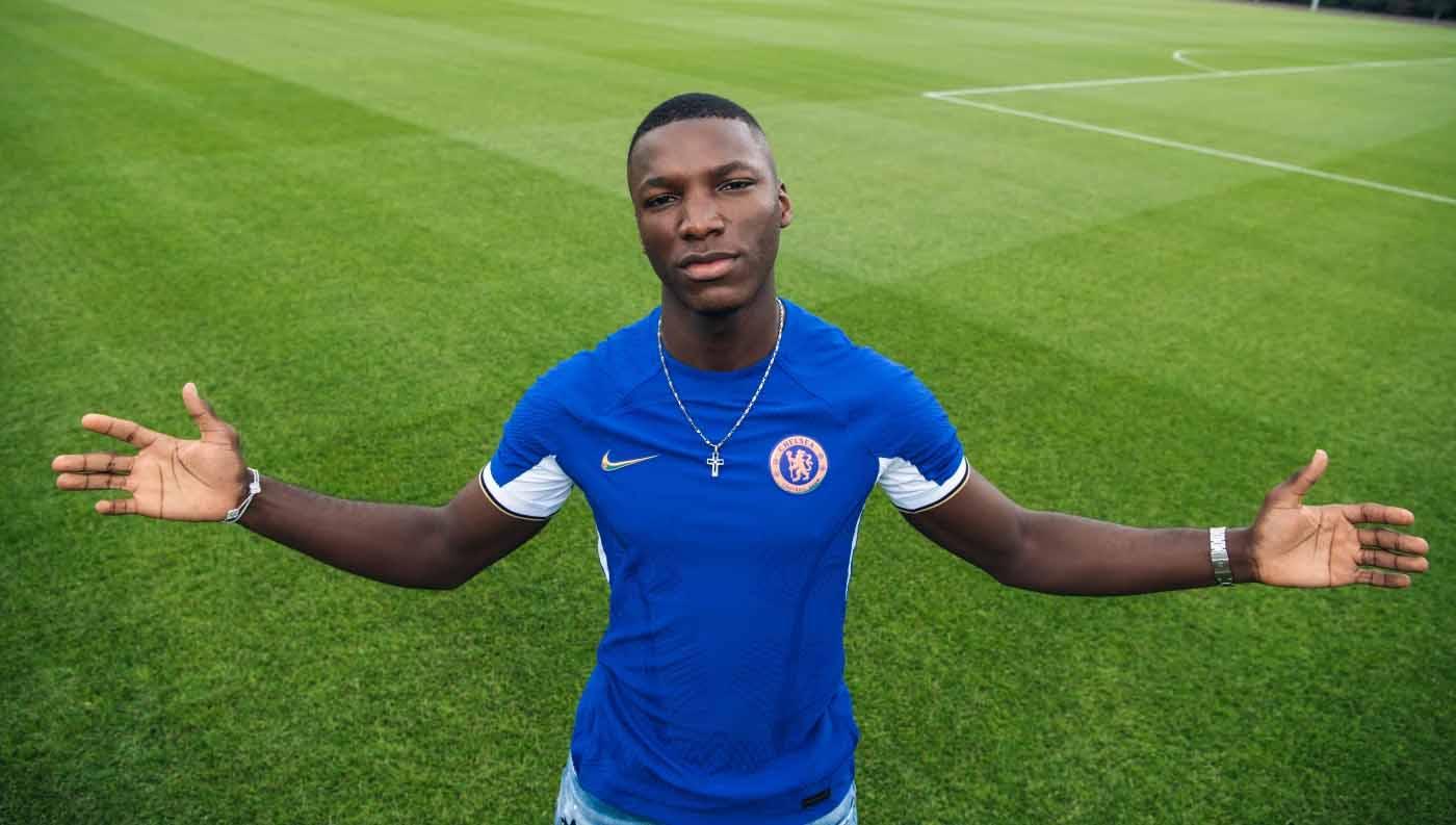 Moises Caicedo dianggap sebagai kambing hitam dalam kekalahan terbaru Chelsea atas Nottingham Forest di pekan keempat Liga Inggris (Premier League) 2023/2024. (Foto: chelseafc)