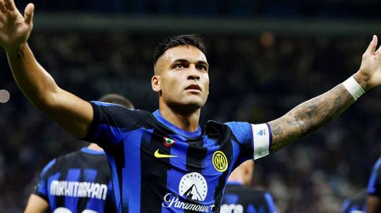 Selebrasi pemain Inter Milan, Lautaro Martinez, usai cetak gol ke gawang AC Monza di Liga Italia.