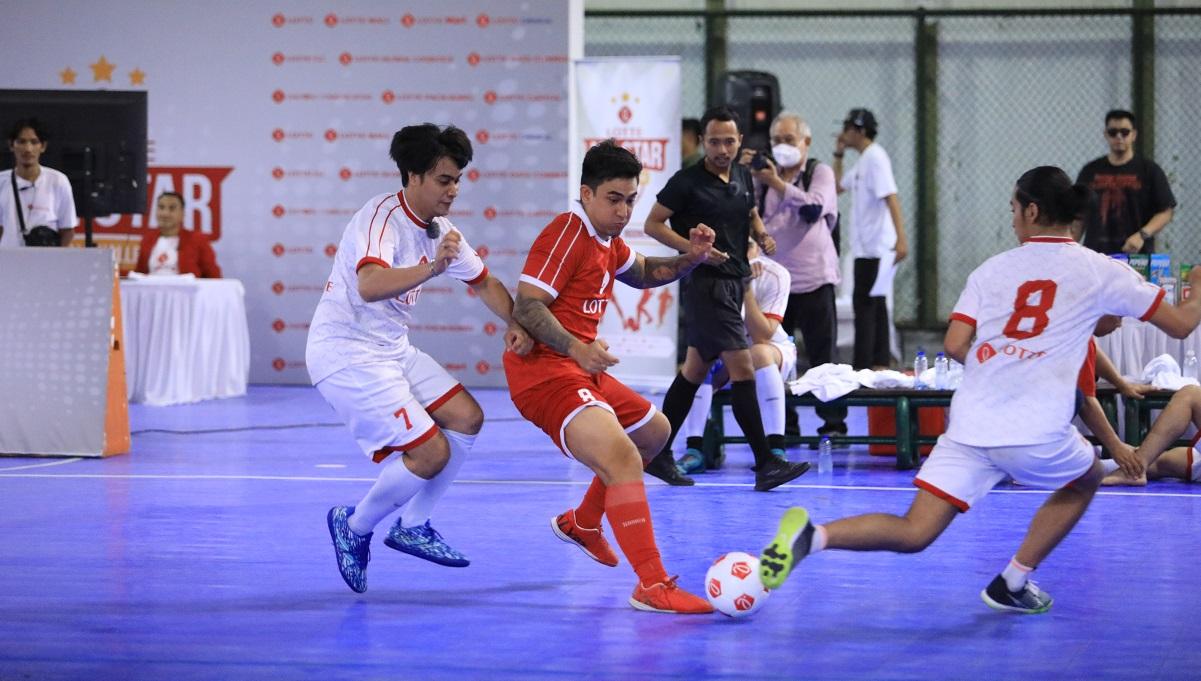 Perang bintang selebritis bertajuk All Star Futsal Challenge. - INDOSPORT