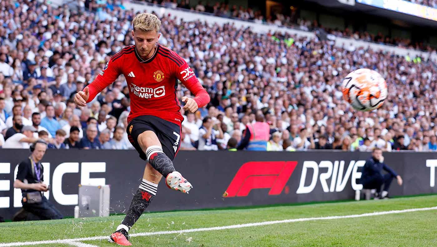 Mason Mount diminta pindah ke Liverpool meski dirinya belum lama bergabung dan menjalani debutnya untuk klub Liga Inggris, Manchester United.(Foto: REUTERS/Andrew Couldridge)