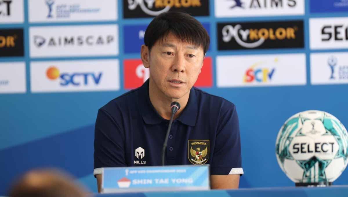 Shin Tae-yong memendam hasrat membawa Timnas Indonesia lolos ke Olimpiade 2024 Paris dan Piala Dunia 2026. (Foto: PSSI) - INDOSPORT