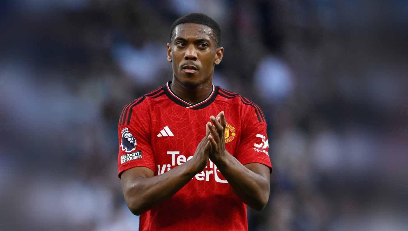Manchester United bakal melepas Anthony Martial dan bisa pecahkan rekor untuk Evan Ferguson. Foto: REUTERS/Tony Obrien.