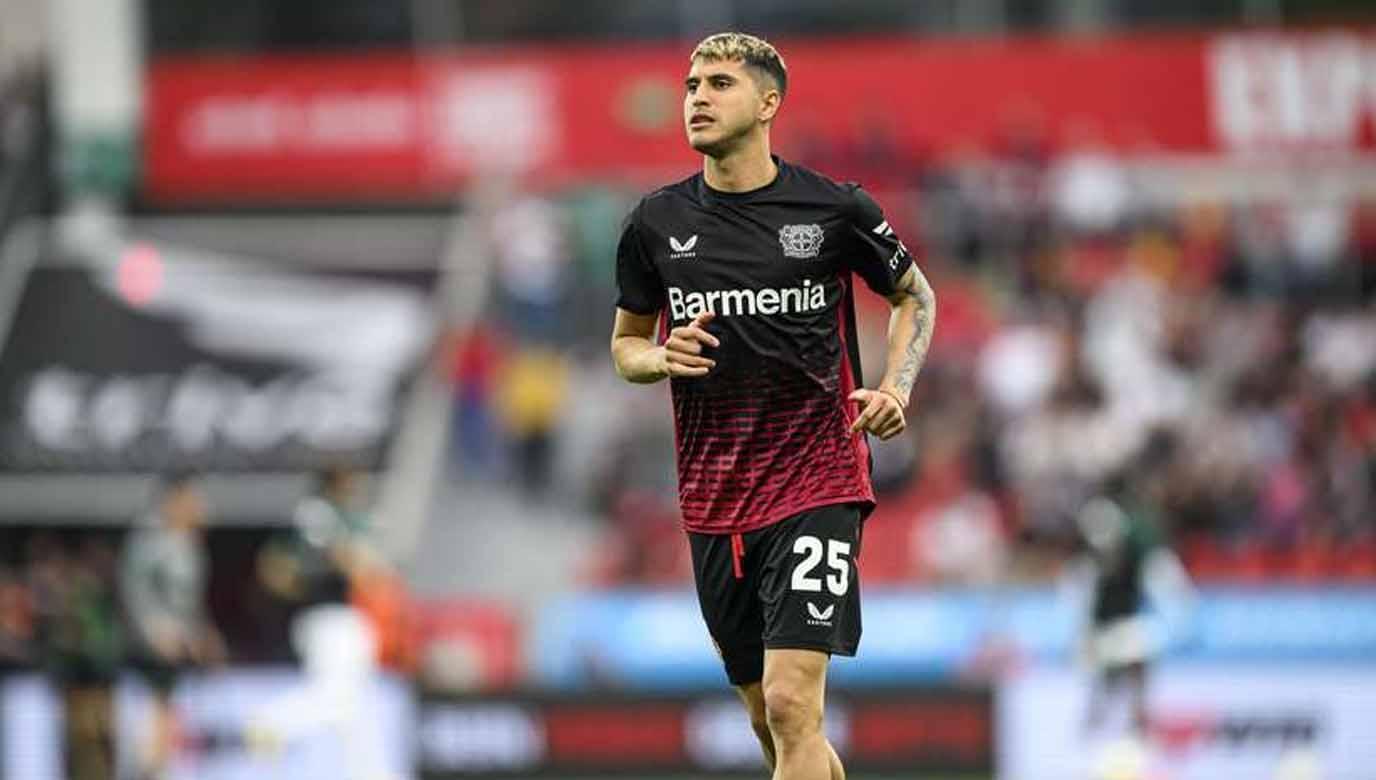 Klub Liga Inggris (Premier League), Liverpool, nekat bidik sang gelandang jenius Bayer Leverkusen, Exequiel Palacios, jelang penutupan bursa transfer. - INDOSPORT