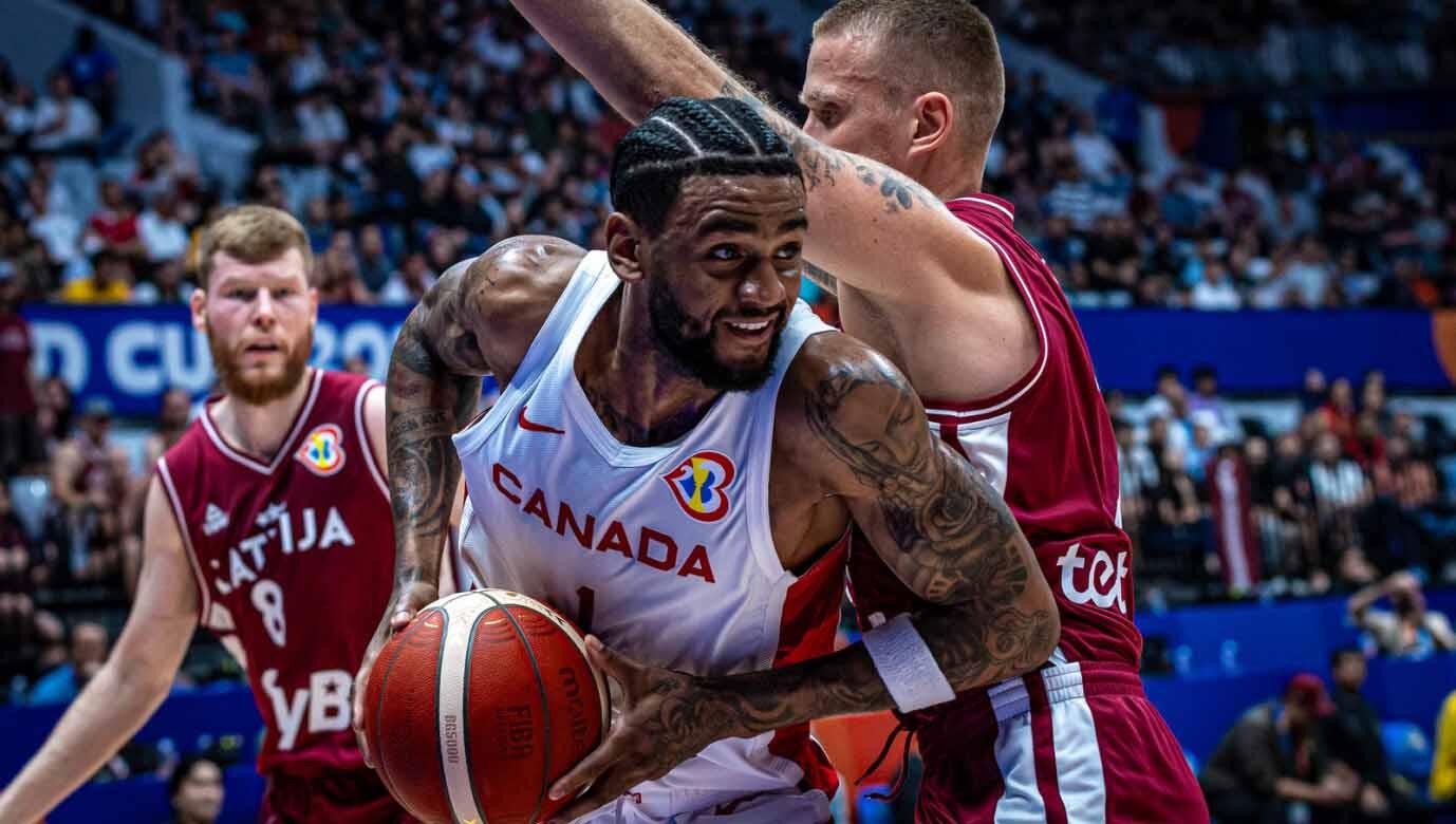Pertandingan di ajang FIBA World Cup 2023 antara Kanada melawan Latvia yang berlangsung di Indonesia Arena. (Foto: FIBA World Cup 2023)