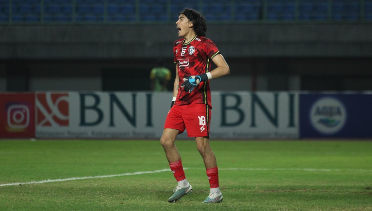 Persis Solo tak akan membiarkan Julian Schwarzer menjadi momok menakutkan di bawah gawang Arema FC.