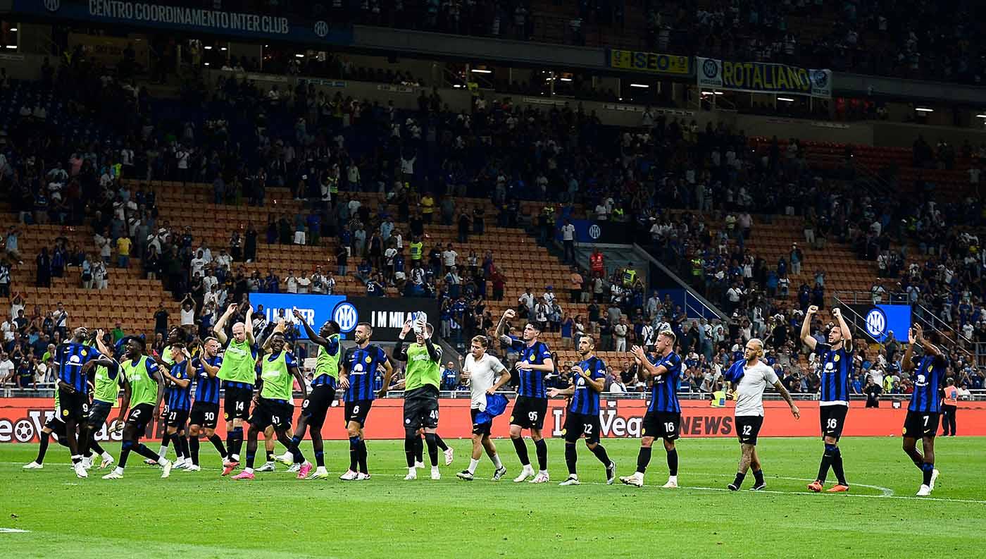 Skor akhir 2-1 menjadi hasil pertandingan matchday ketiga fase grup Liga Champions 2023/2024 antara Inter Milan vs Red Bull Salzburg, Selasa (24/10/23) malam. (Foto: REUTERS/Massimo Pinca)