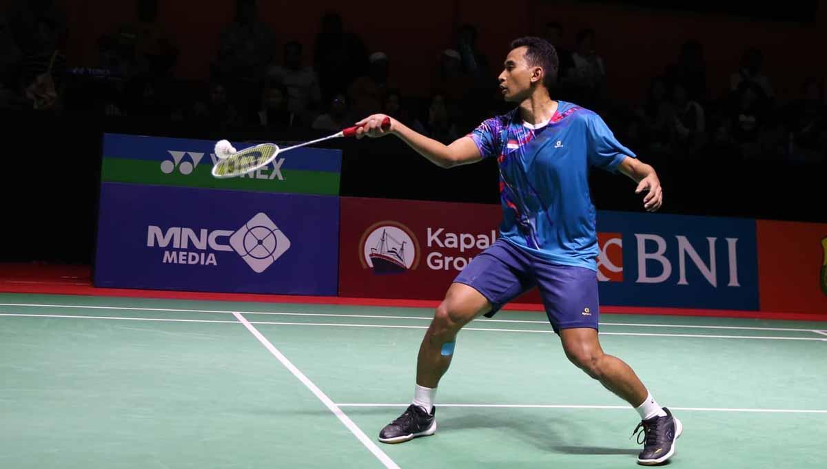 Tommy Sugiarto masih bertahan di Indonesia Masters Super 100 2023.