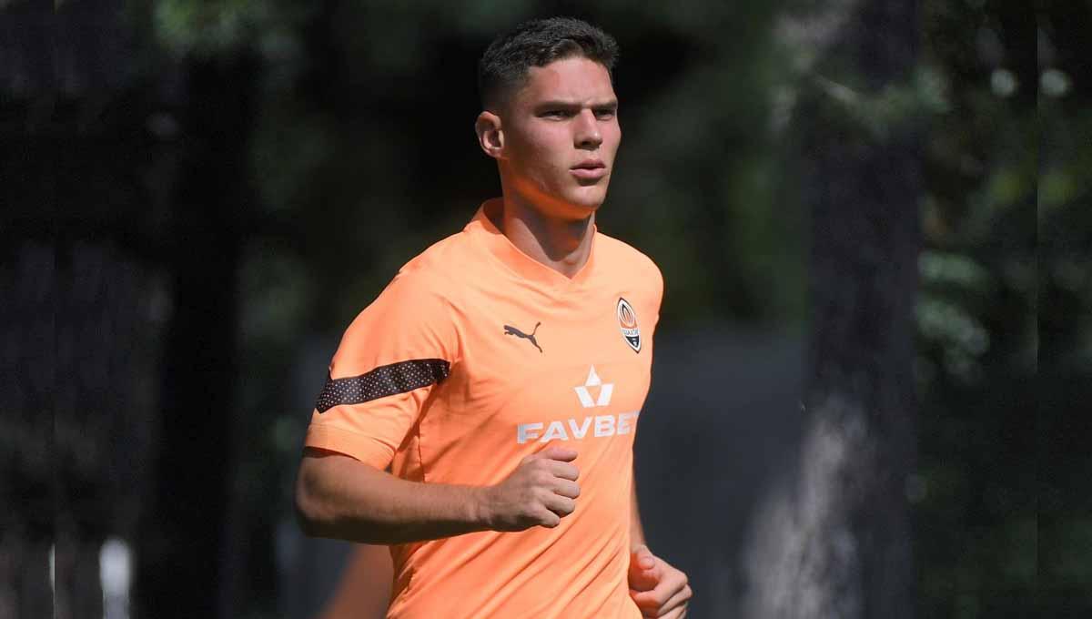 Juventus dilaporkan masih punya minat tinggi untuk mendatangkan Georgiy Sudakov ke Liga Italia (Serie A) pada bursa transfer musim dingin 2024. (Foto: FC Shakhtar Donetsk)