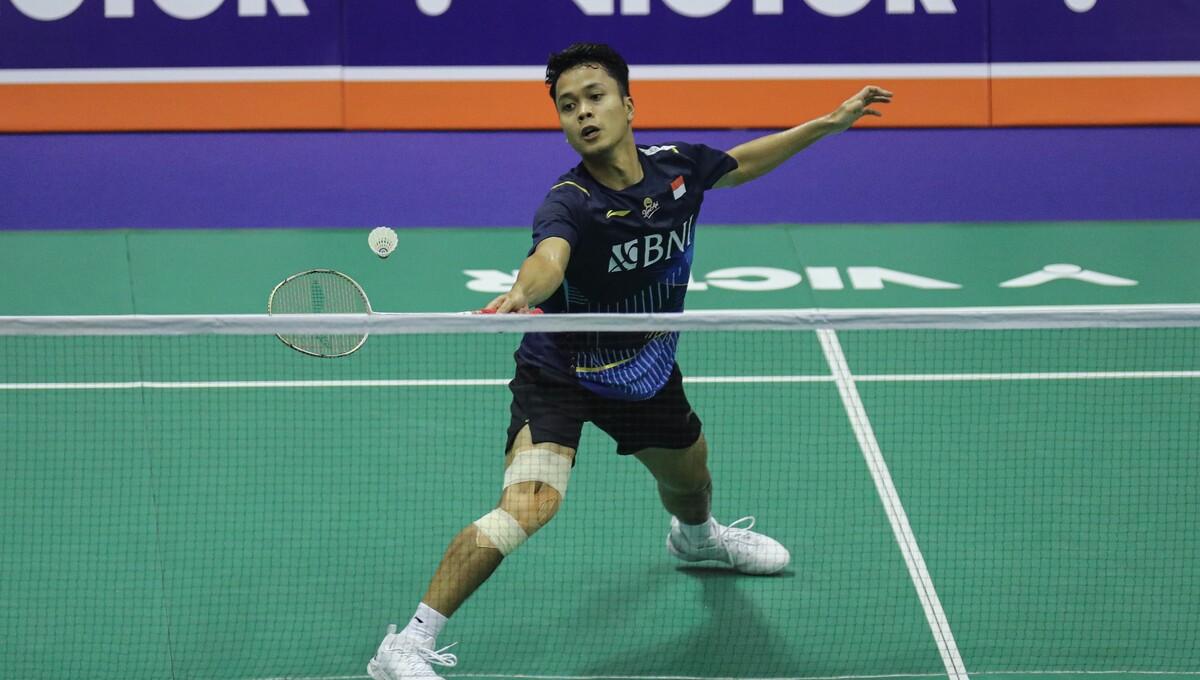 Bintang bulutangkis tunggal putra Indonesia, Anthony Sinisuka Ginting, ditumbangkan wakil Jepang, Kenta Nishimoto, di babak semifinal Hong Kong Open 2023.