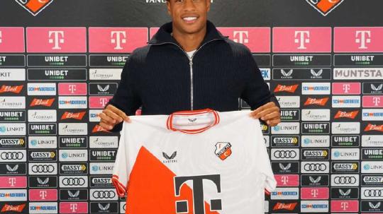 Ryan Flamingo, Bek Keturunan Indonesia di Eropa