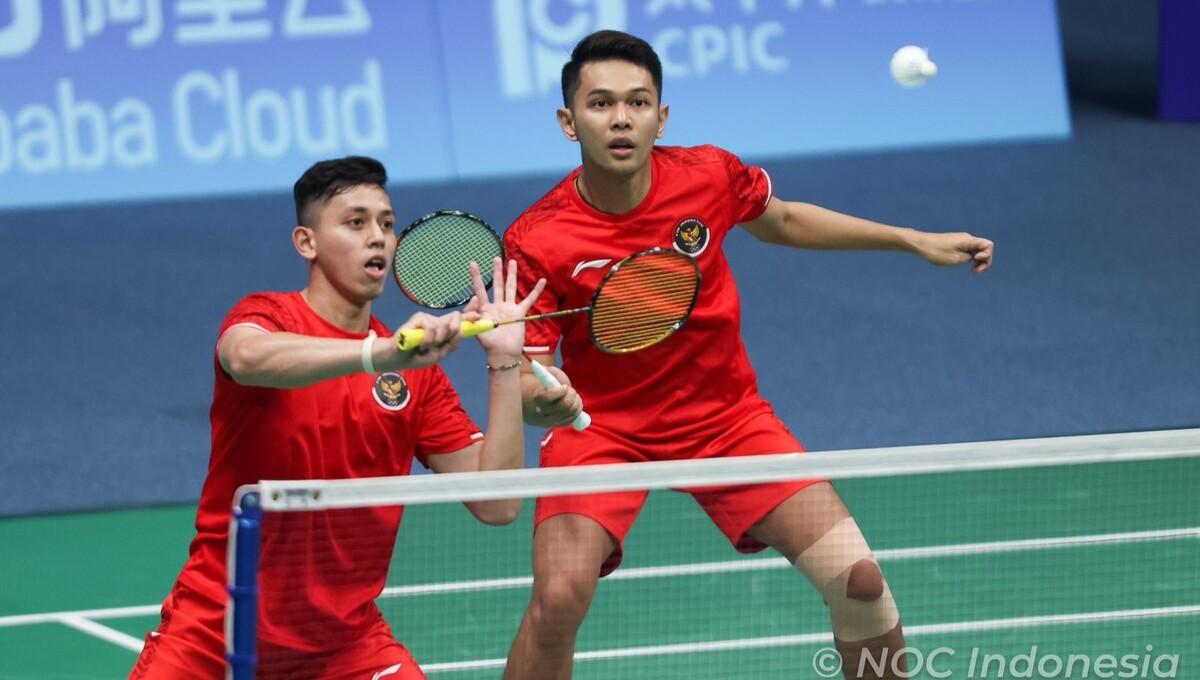 Pasangan ganda putra Indonesia, Fajar Alfian/Muhammad Rian Ardianto di Asian Games 2022 (Foto: NOC Indonesia / Naif Al'as)