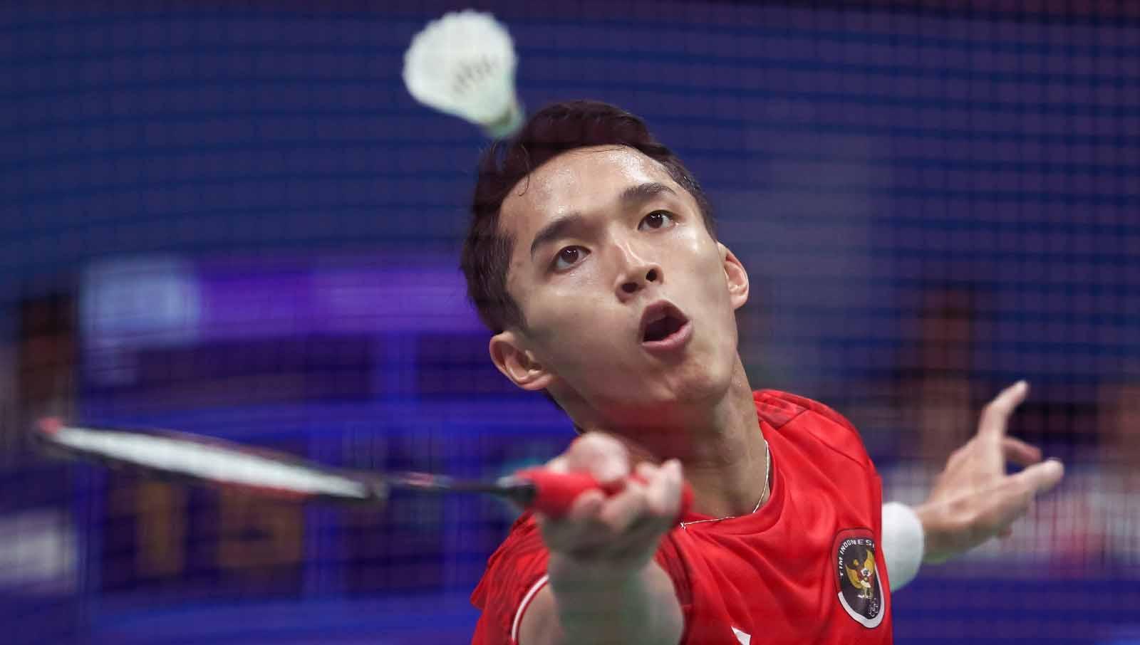 Tunggal putra Indonesia, Jonatan Christie, akan kembali bertemu Chou Tien Chen, di babak pembuka turnamen bulutangkis Denmark Open 2023. (Foto: NOC Indonesia / Naif Al'as)