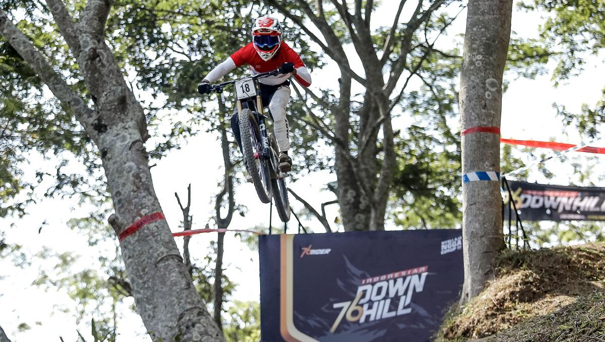 Atlet downhill Rendy Varera Sanjaya. - INDOSPORT