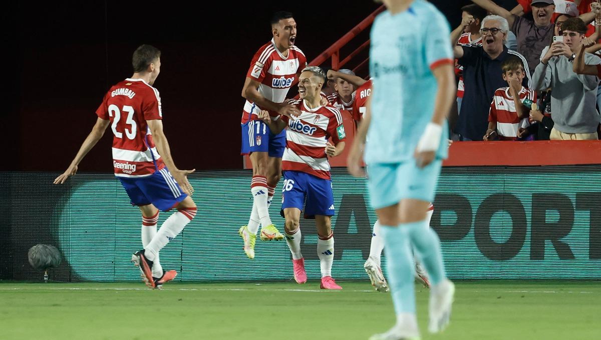 Selebrasi pemain Granada, Bryan Zaragoza saat mencetak gol ke gawang Barcelona, Minggu (08/10/23) lalu.