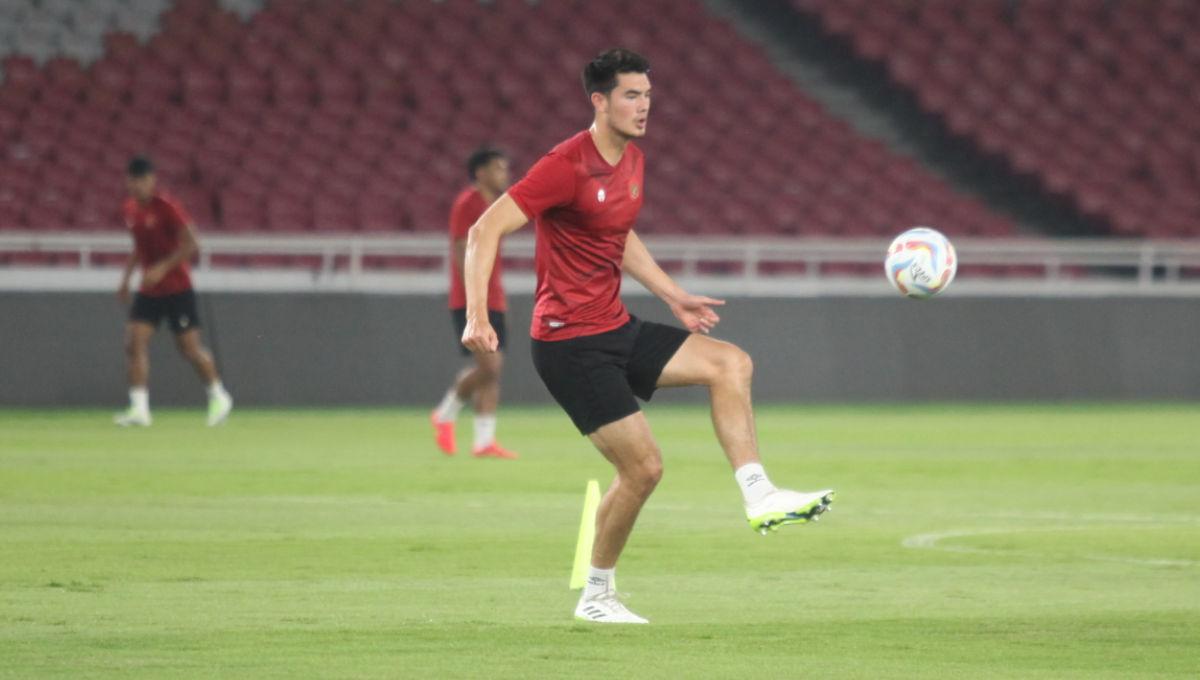 Bek Timnas Indonesia, Elkan Baggott mengabarkan berada dalam kondisi baik, setelah perjalanan jauh ke Irak untuk Kualifikasi Piala Dunia 2026 zona Asia.