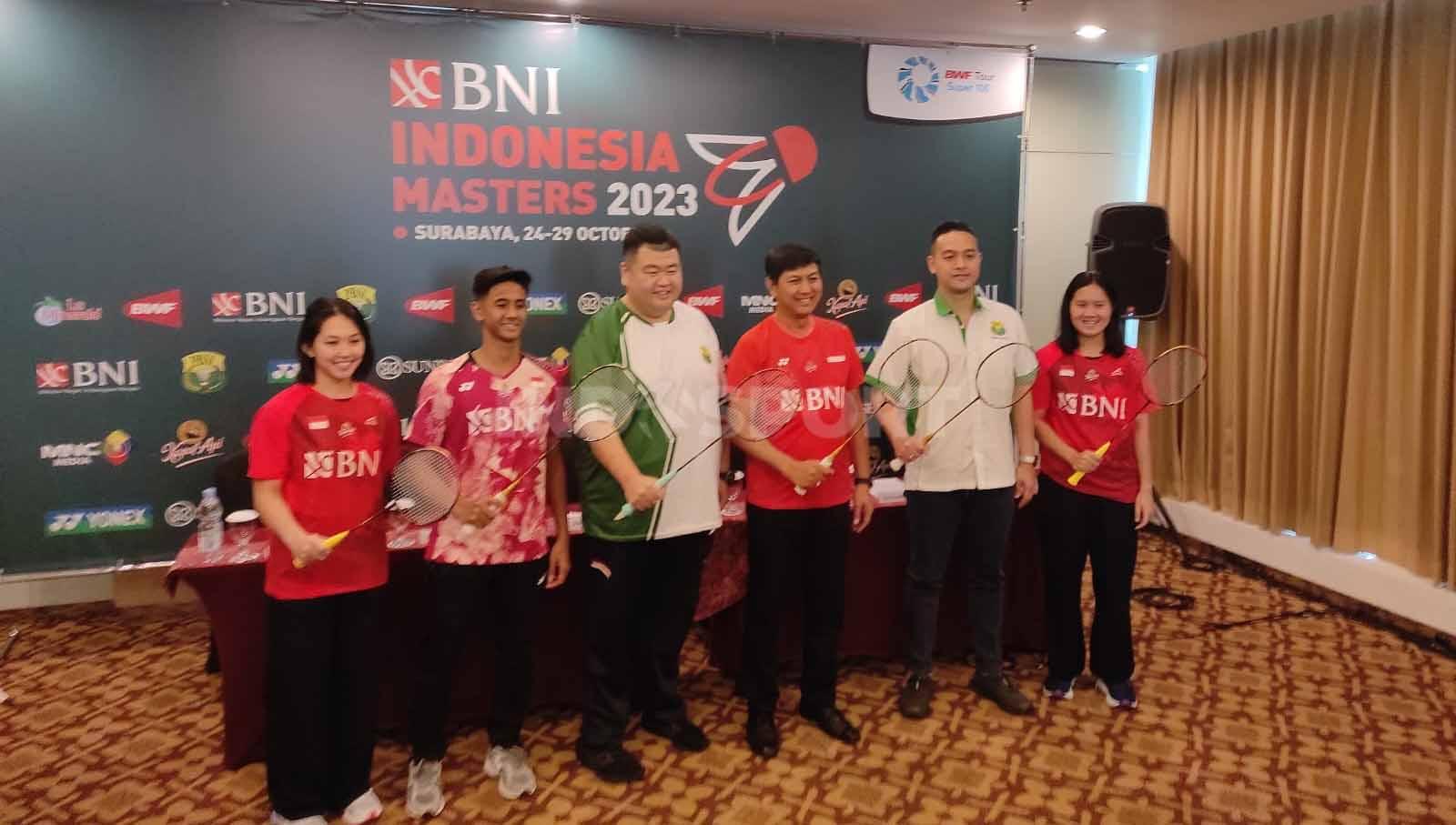 Persiapan ganda putri Indonesia Ribka/Lanny menjelang Indonesia Masters 2023 di Jatim Expo Surabaya. (Foto: Fitra Herdian/INDOSPORT)