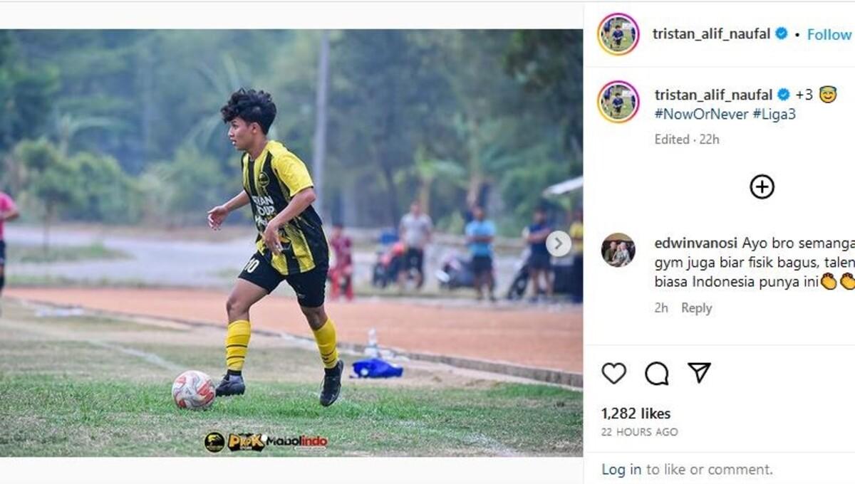 Tristan Alif Naufal bermain di klub Liga 3 Nathan Lebak FC (Foto: IG @tristan_alif_naufal) Copyright: Instagram @tristan_alif_naufal