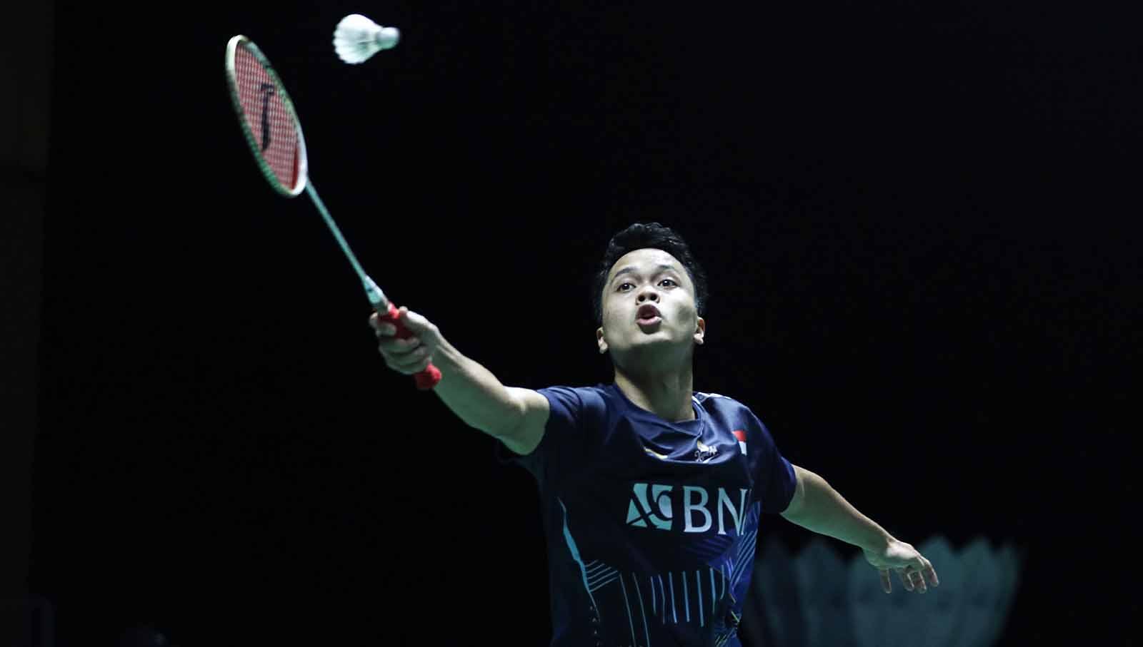 Tunggal putra Indonesia, Anthony Sinisuka Ginting, angkat koper dari BWF World Tour Finals 2023 usai dibungkam raja bulutangkis dunia, Viktor Axelsen. (Foto: PBSI)