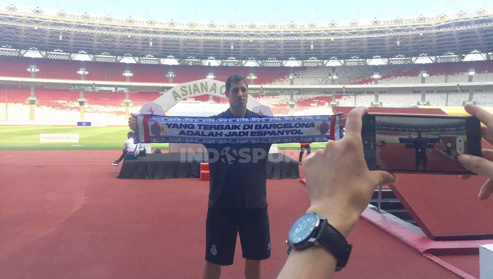 Mantan pemain Timnas Spanyol, Joan Capdevila, menilai kehadiran Jordi Amat di Timnas Indonesia jadi pembeda. (Foto: Petrus Manus Da' Yerimon/INDOSPORT)