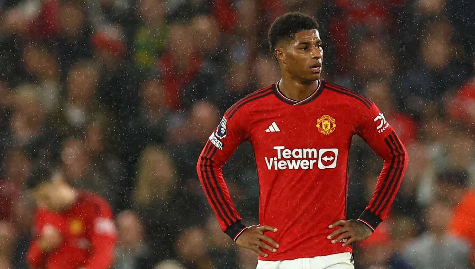 Reaksi Marcus Rashford usai Phil Foden dari Manchester City mencetak gol ketiga pada laga Liga Inggris di Stadion Old Trafford, Manchester, Inggris. (Foto: REUTERS/Molly Darlington)