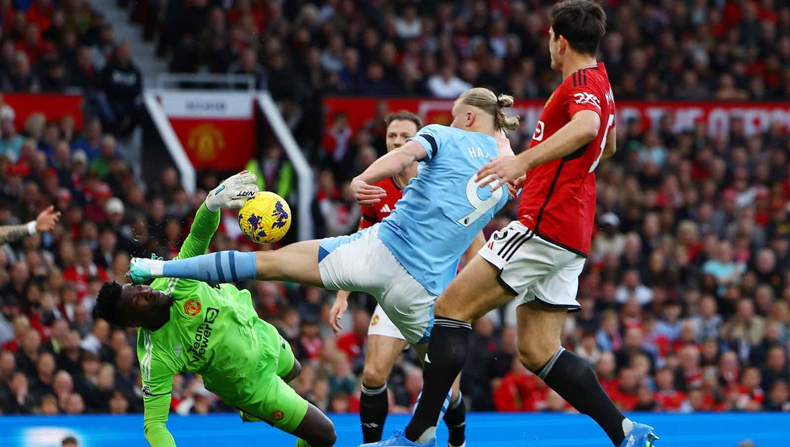 Manchester City menang atas musuh bebuyutannya tiga gol tanpa balas berkat sumbangsih Erling Haaland dan Phil Foden. Foto: REUTERS/Molly Darlington.