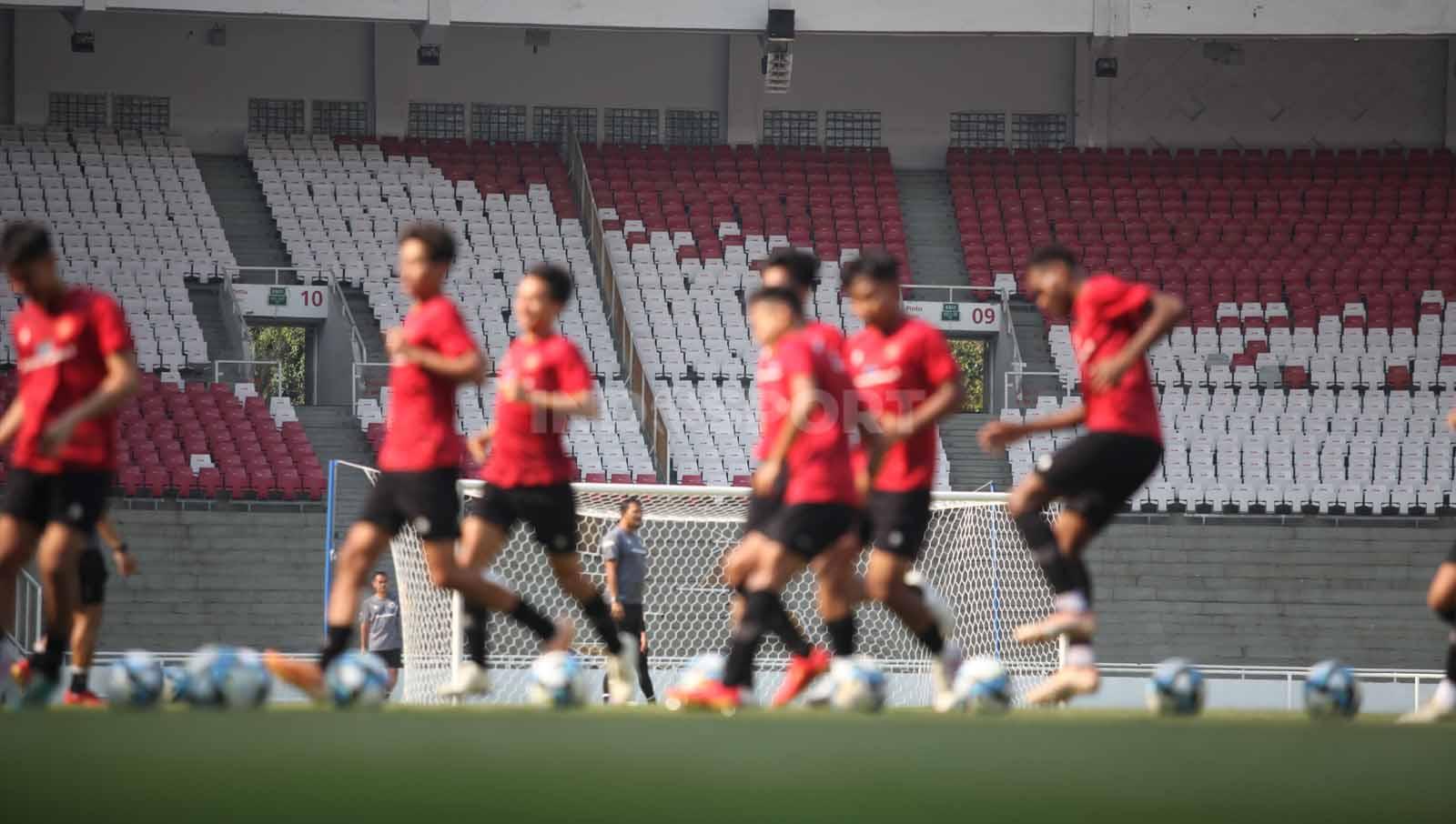 Timnas U-17 akan mempelajari 3 calon lawan di Piala Dunia U-17 melalui video yang juga akan dihadiri oleh Dirtek PSSI, Frank Wormuth. (Foto: Herry Ibrahim/INDOSPORT)
